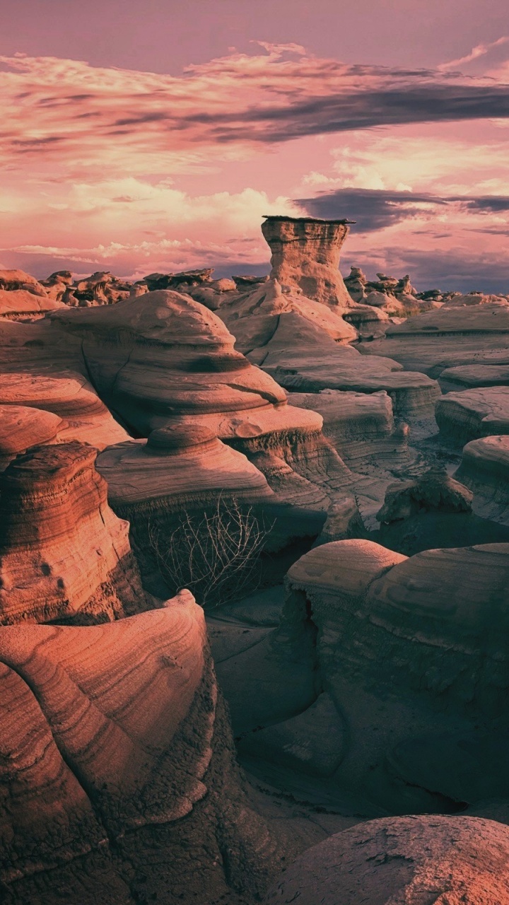 Brown Rock Formation Under Cloudy Sky During Daytime. Wallpaper in 720x1280 Resolution