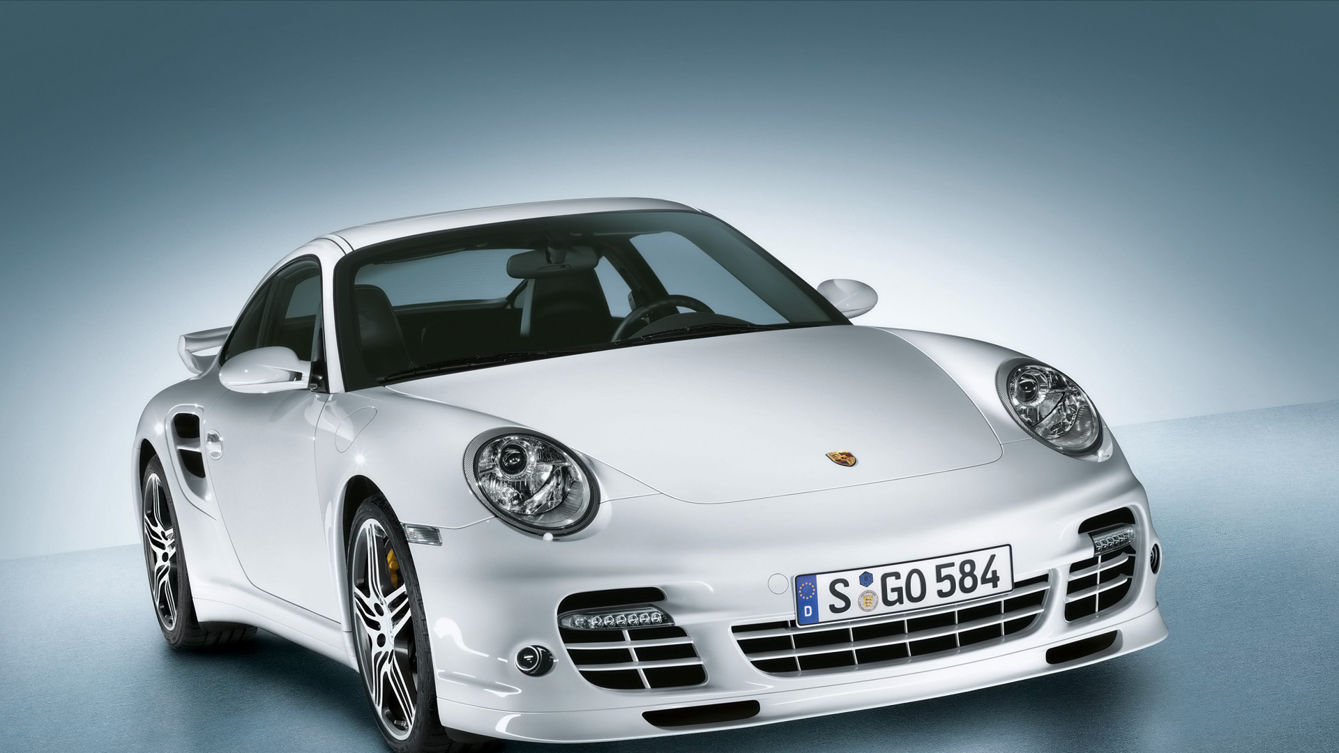 Weißer Porsche 911 Auf Grauem Hintergrund. Wallpaper in 1920x1080 Resolution