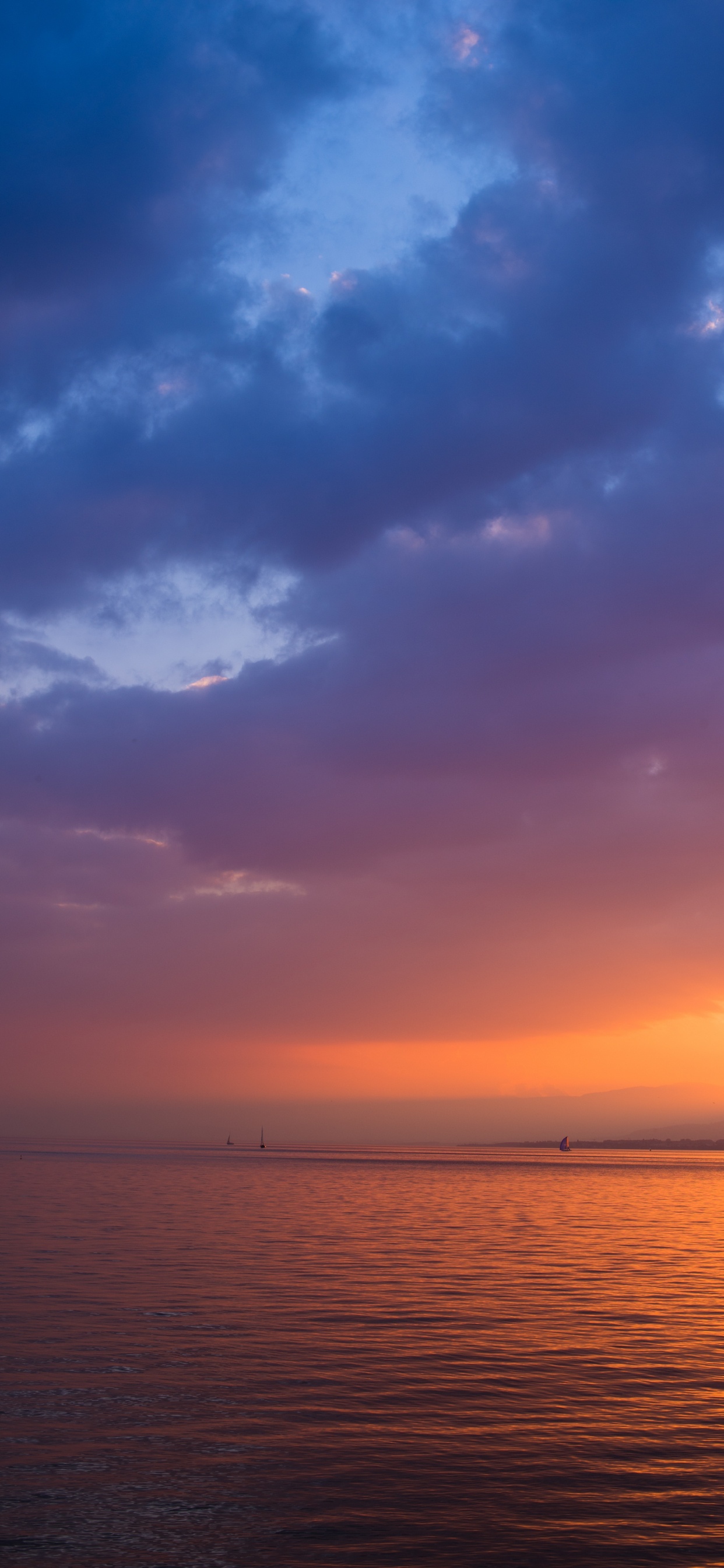 IOS, Eau, Atmosphère, Fluide, Orange. Wallpaper in 1242x2688 Resolution