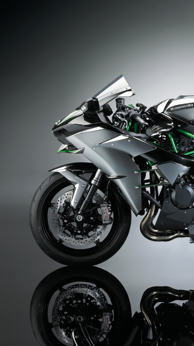 Black and Green Sports Bike. Wallpaper in 750x1334 Resolution