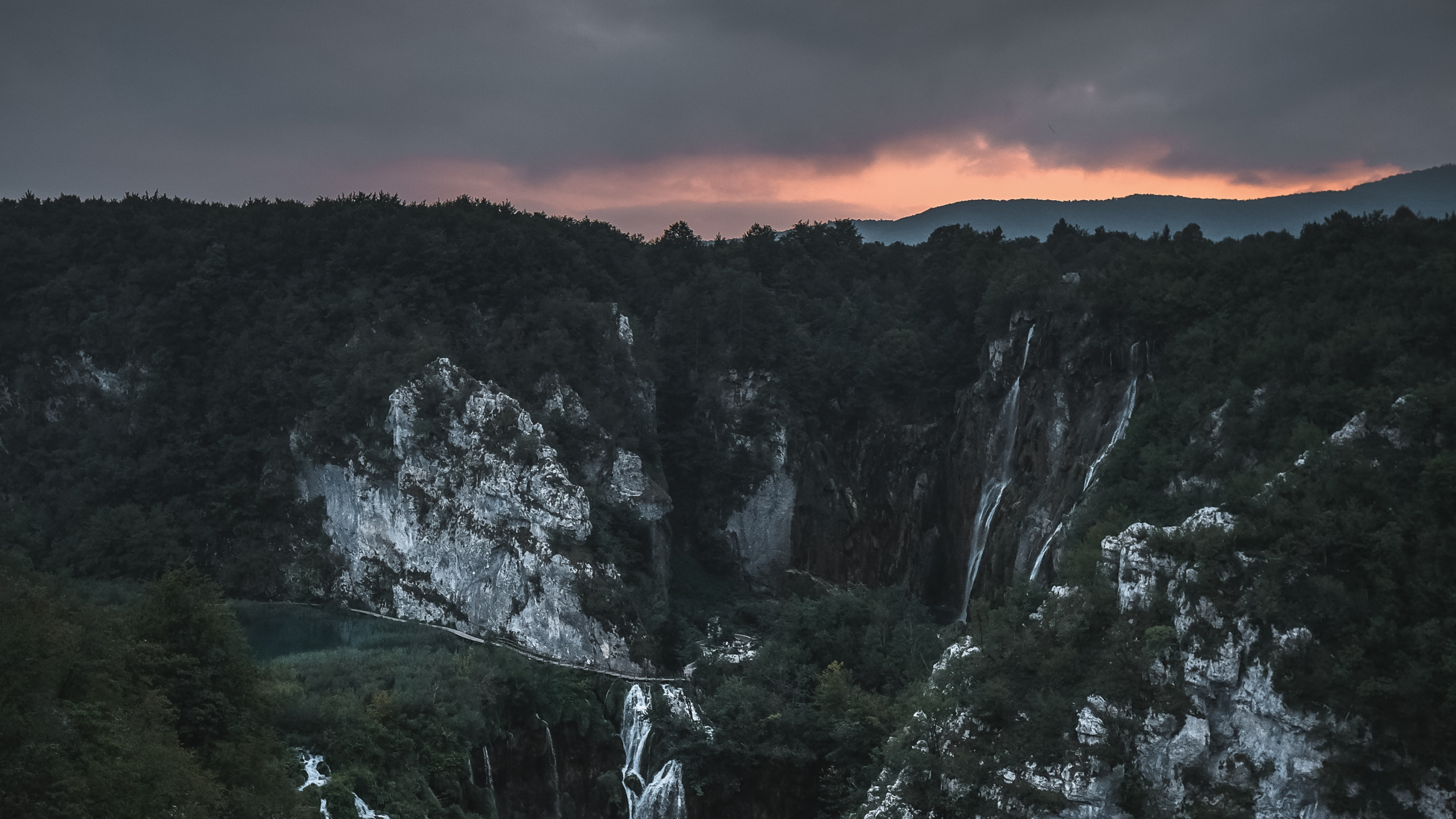 Natur, Schwarz, Himmel, Wildnis, Atmosphäre. Wallpaper in 2560x1440 Resolution