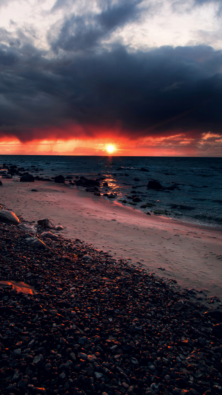 Water, Cloud, Atmosphere, Natural Environment, Afterglow. Wallpaper in 750x1334 Resolution