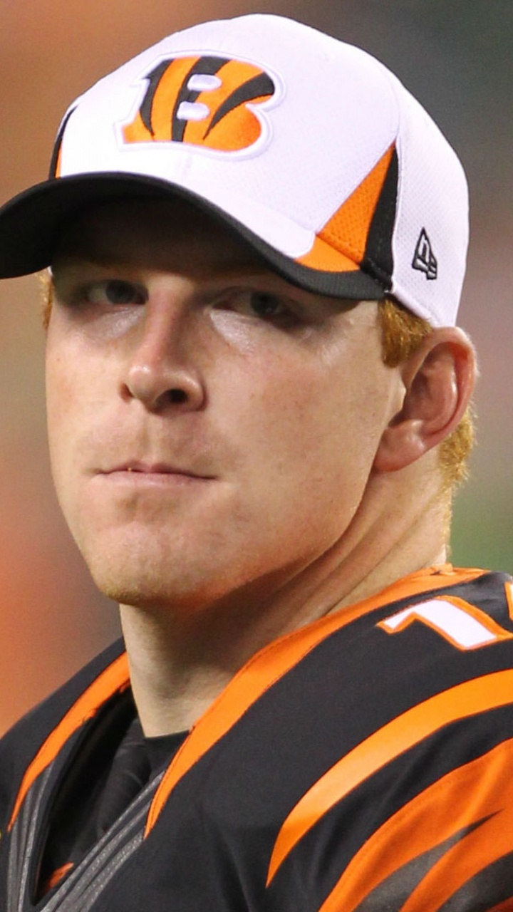 Football Américain, Quarterback, Joueur de Baseball, Sports Uniforme, Sport D'équipe. Wallpaper in 720x1280 Resolution