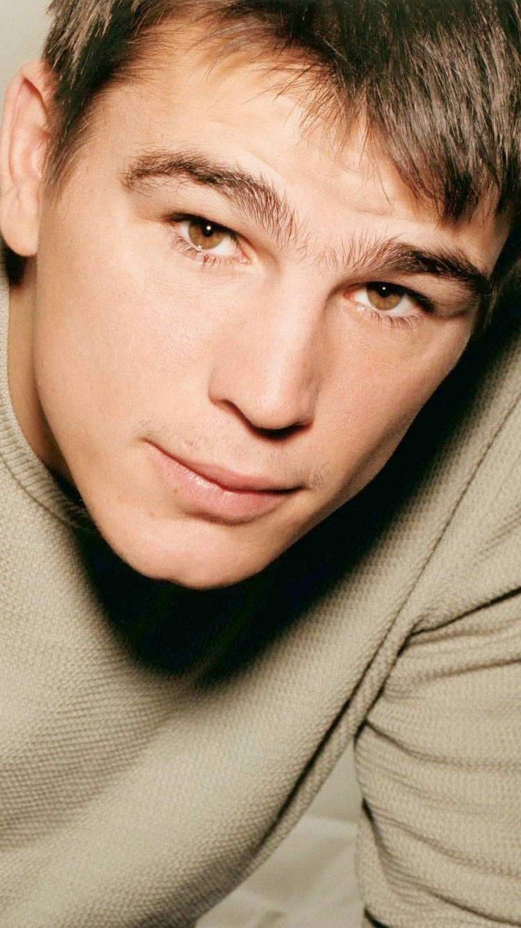 Josh Hartnett, Actor, Celebrity, Television, Human. Wallpaper in 750x1334 Resolution