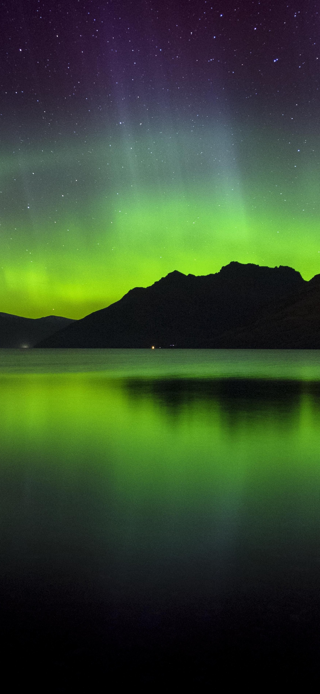 Aurora, Naturaleza, Verde, Reflexión, Luz. Wallpaper in 1242x2688 Resolution