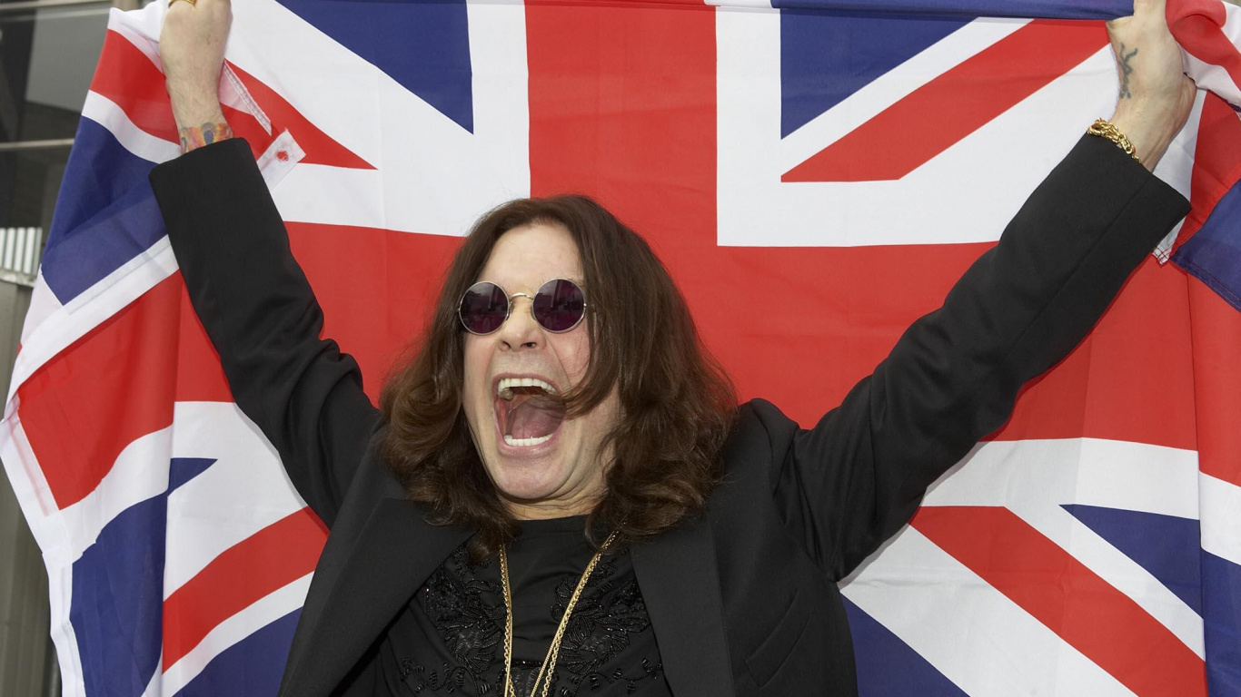 Ozzy Osbourne, Black Sabbath, Drapeau, Événement, Artiste. Wallpaper in 1366x768 Resolution