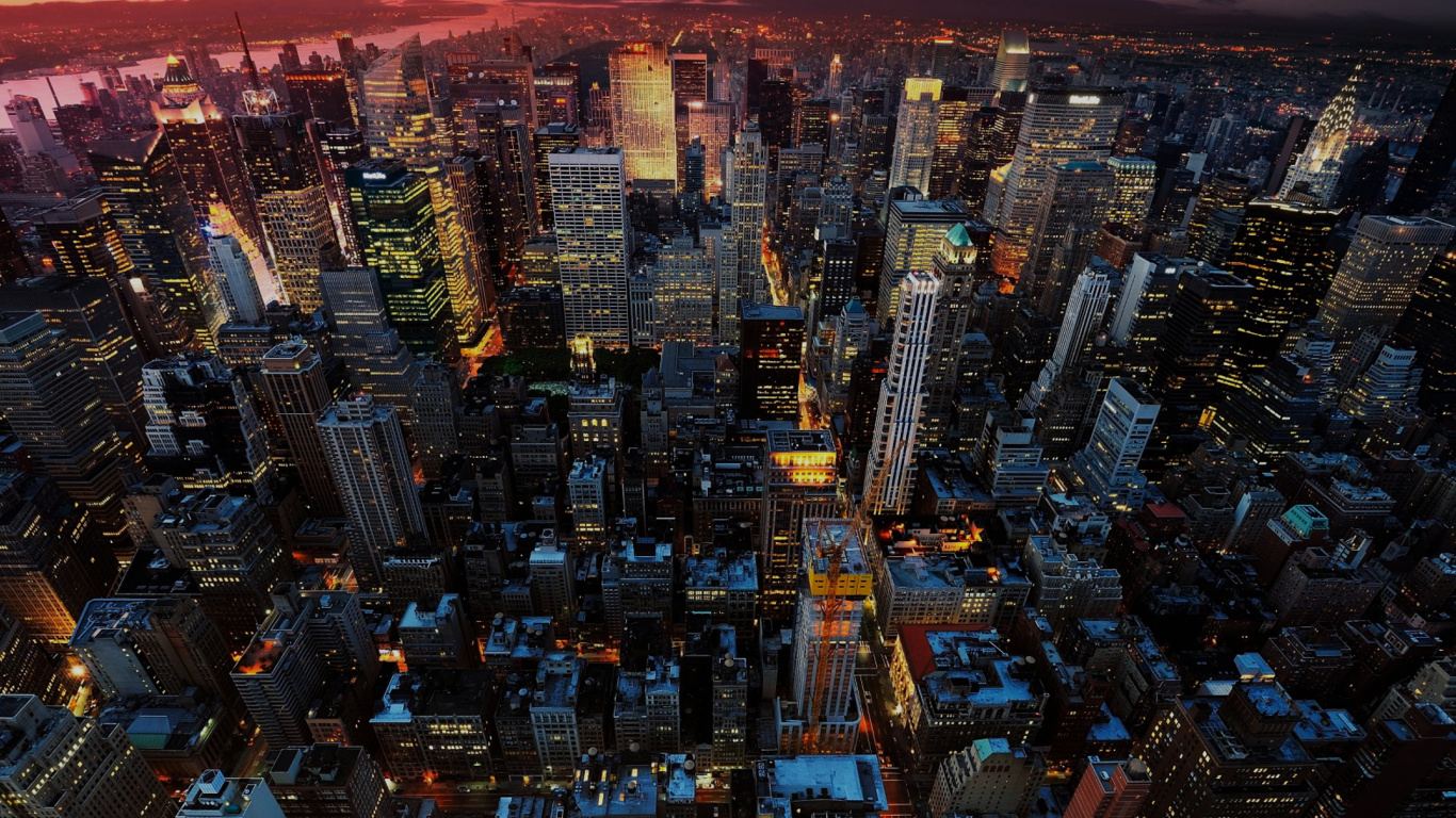 Vue Aérienne Des Bâtiments de la Ville Pendant la Nuit. Wallpaper in 1366x768 Resolution