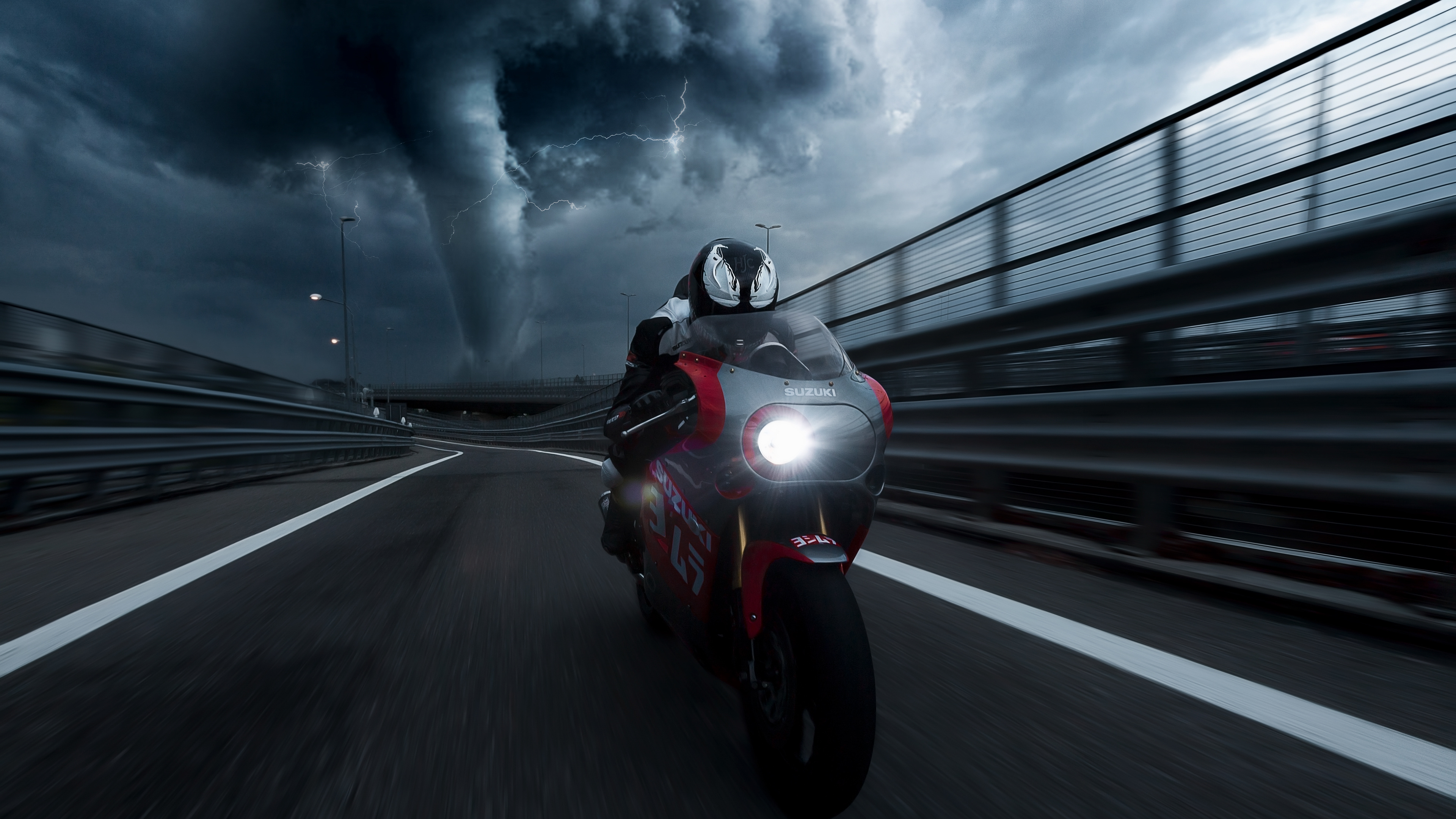 Red and Black Sports Bike on Road During Night Time. Wallpaper in 3840x2160 Resolution