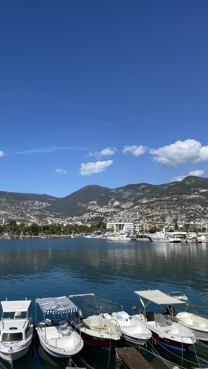 Yacht, Wasser, Cloud, Boot, Wasserfahrzeug. Wallpaper in 720x1280 Resolution