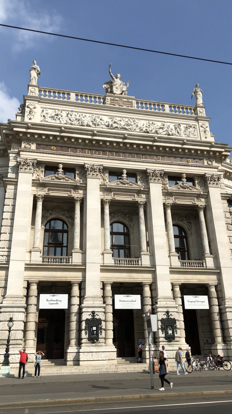 Théâtre du Château, Hofburg, Théâtre, Architecture, Façade. Wallpaper in 750x1334 Resolution