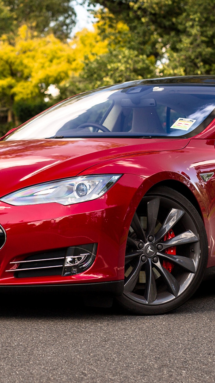 Roter Porsche 911 Tagsüber Auf Der Straße Geparkt. Wallpaper in 720x1280 Resolution