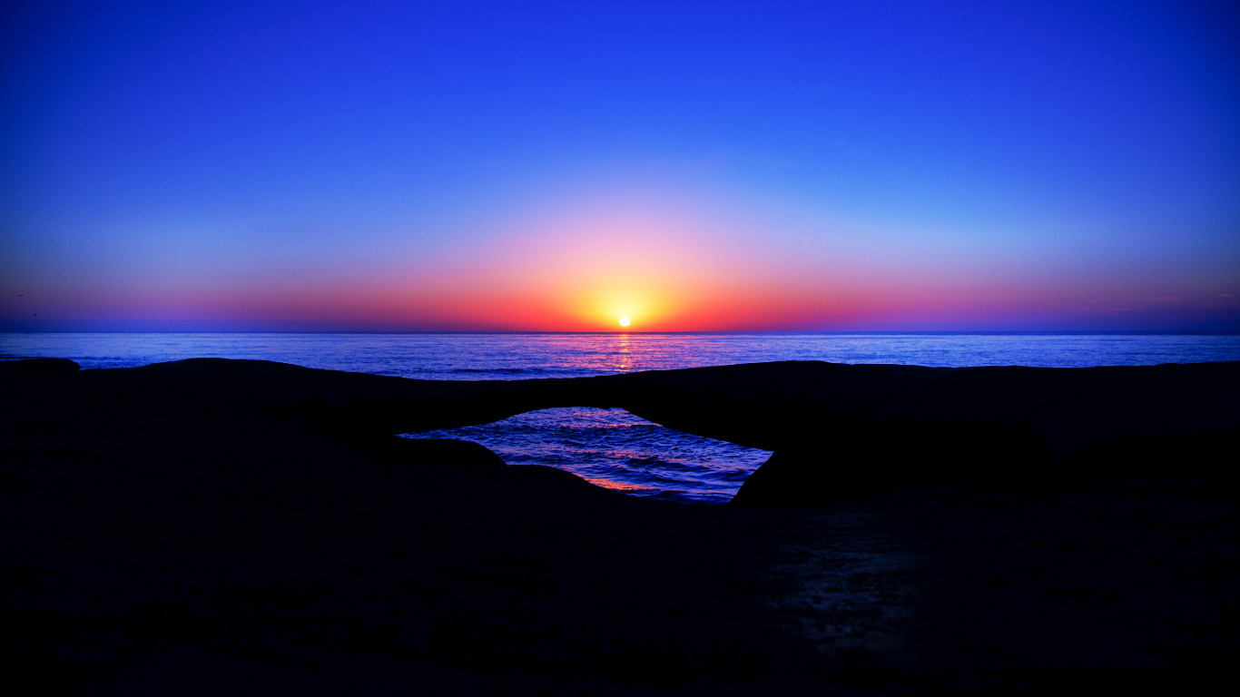 Horizon, Sunset, Sunrise, Sea, Dusk. Wallpaper in 1366x768 Resolution