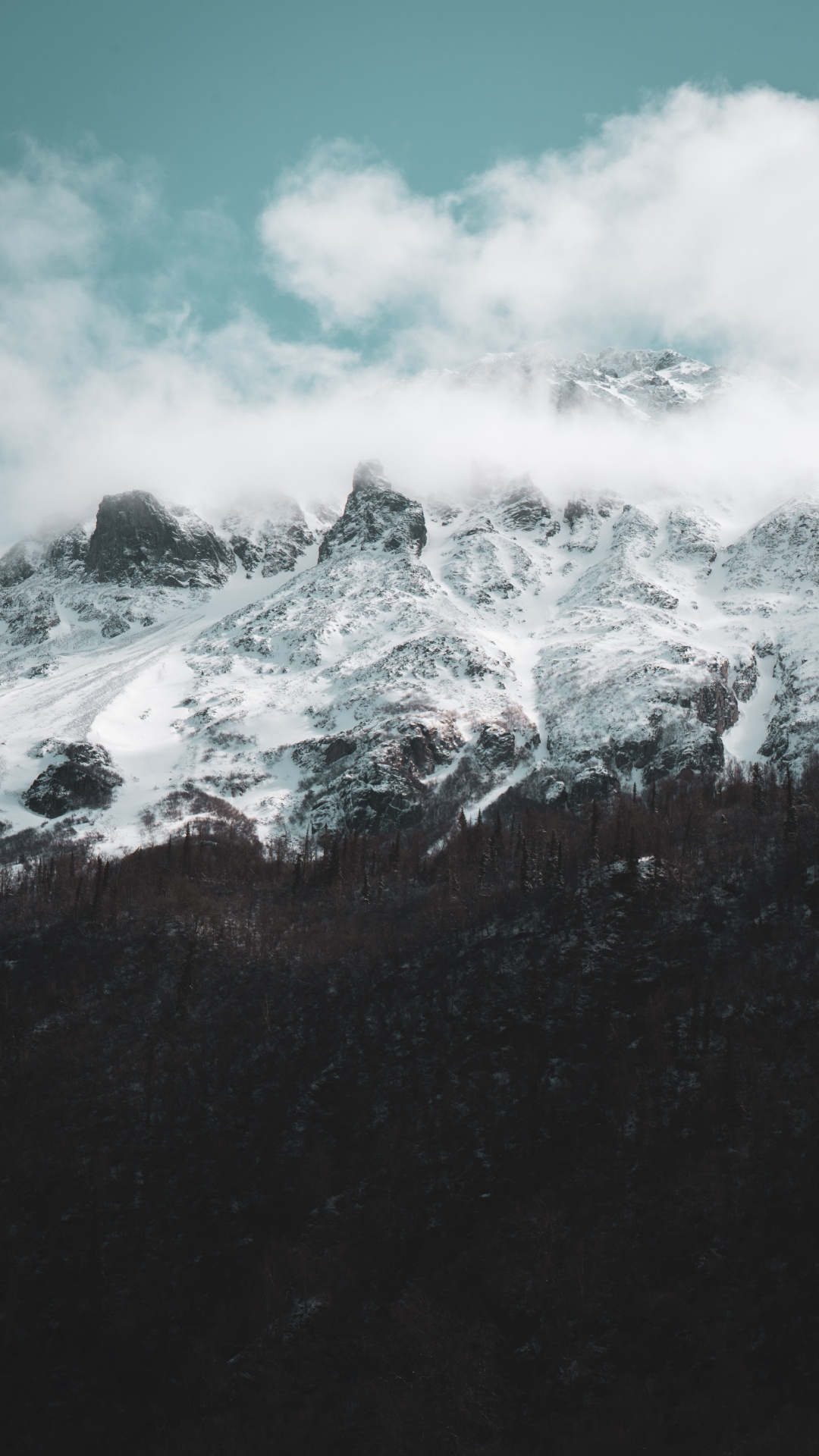 Les Reliefs Montagneux, Eau, Mer, Highland, Ciel. Wallpaper in 1080x1920 Resolution