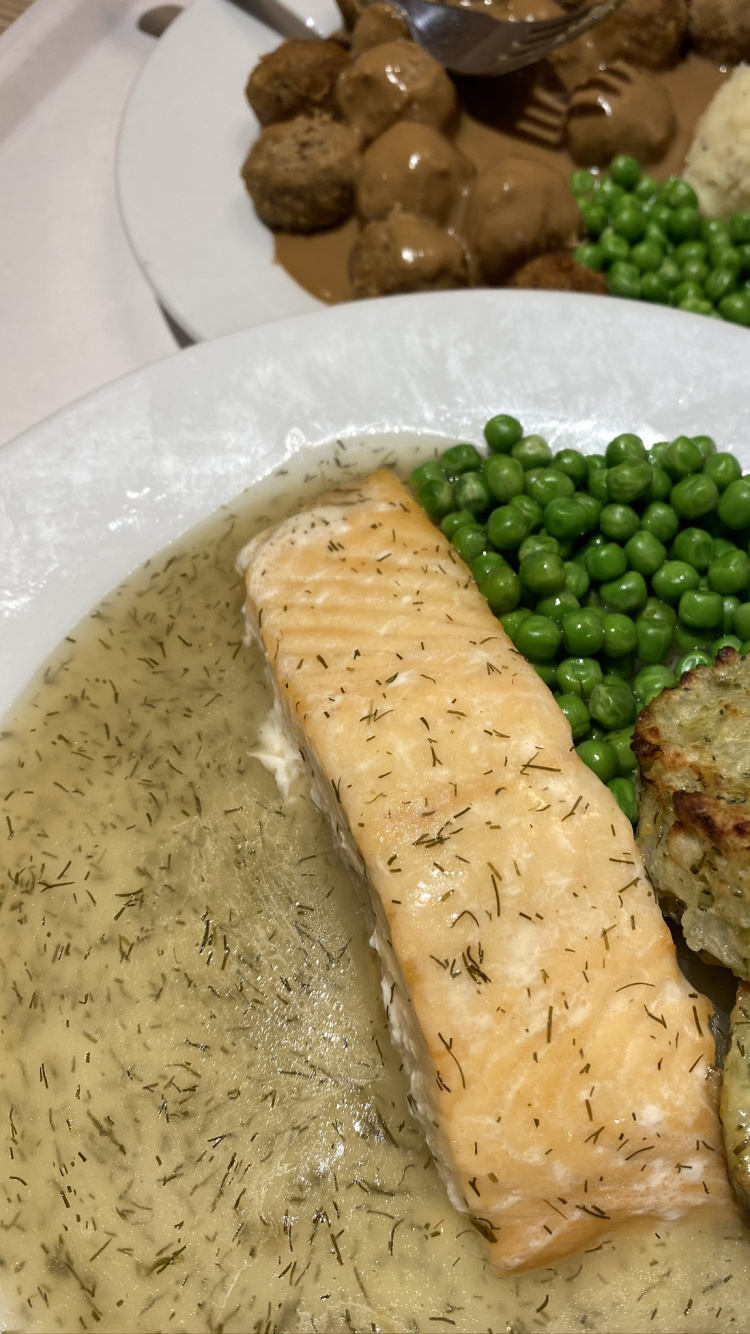 Dish, Vegetarian Cuisine, Vegetable, Vegan Nutrition, Food. Wallpaper in 750x1334 Resolution