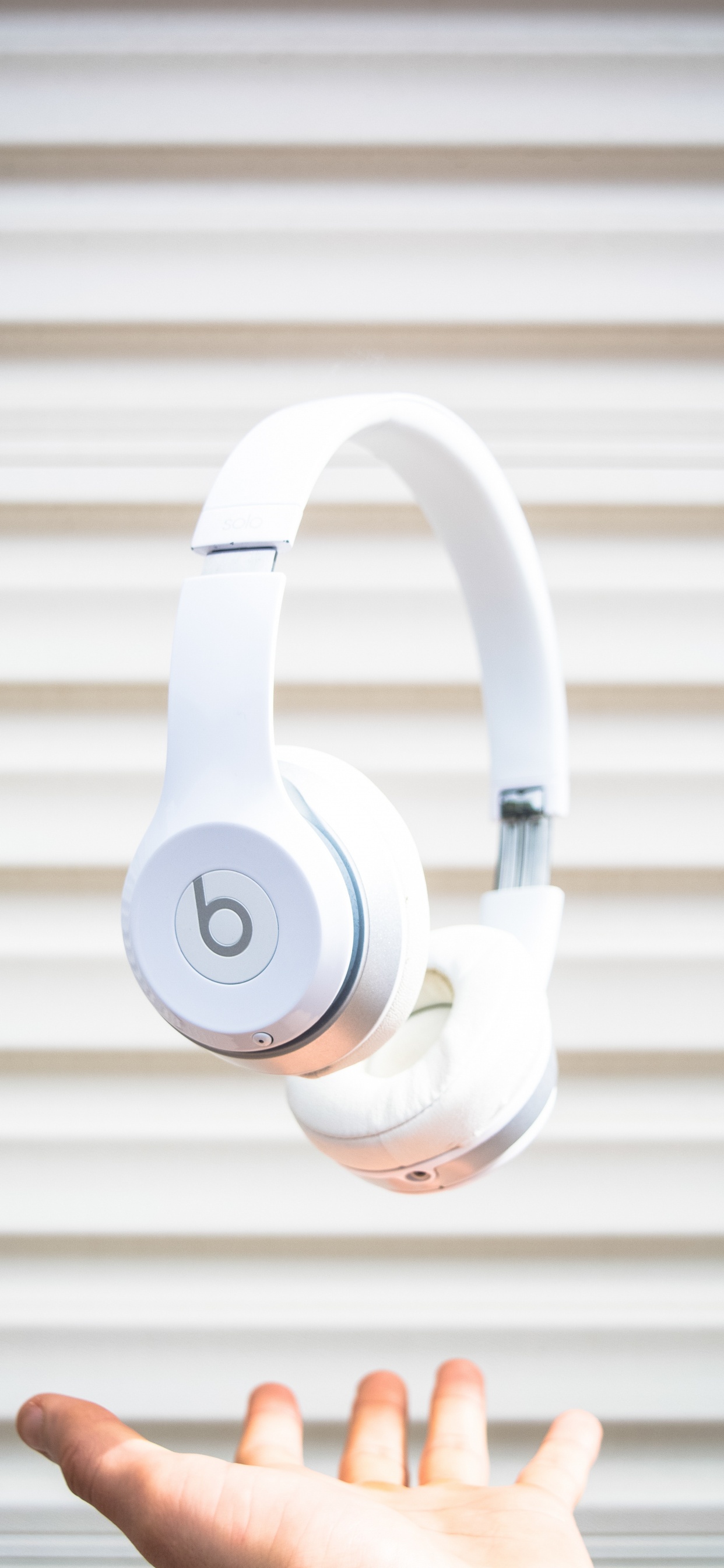 Kopfhörer, Beats Electronics, Wireless, Headsets, Audiogeräten. Wallpaper in 1242x2688 Resolution