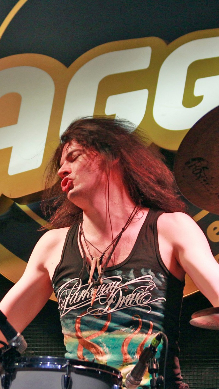 Batteur, Tambour, Percussion, Guitare Basse, Performance. Wallpaper in 720x1280 Resolution