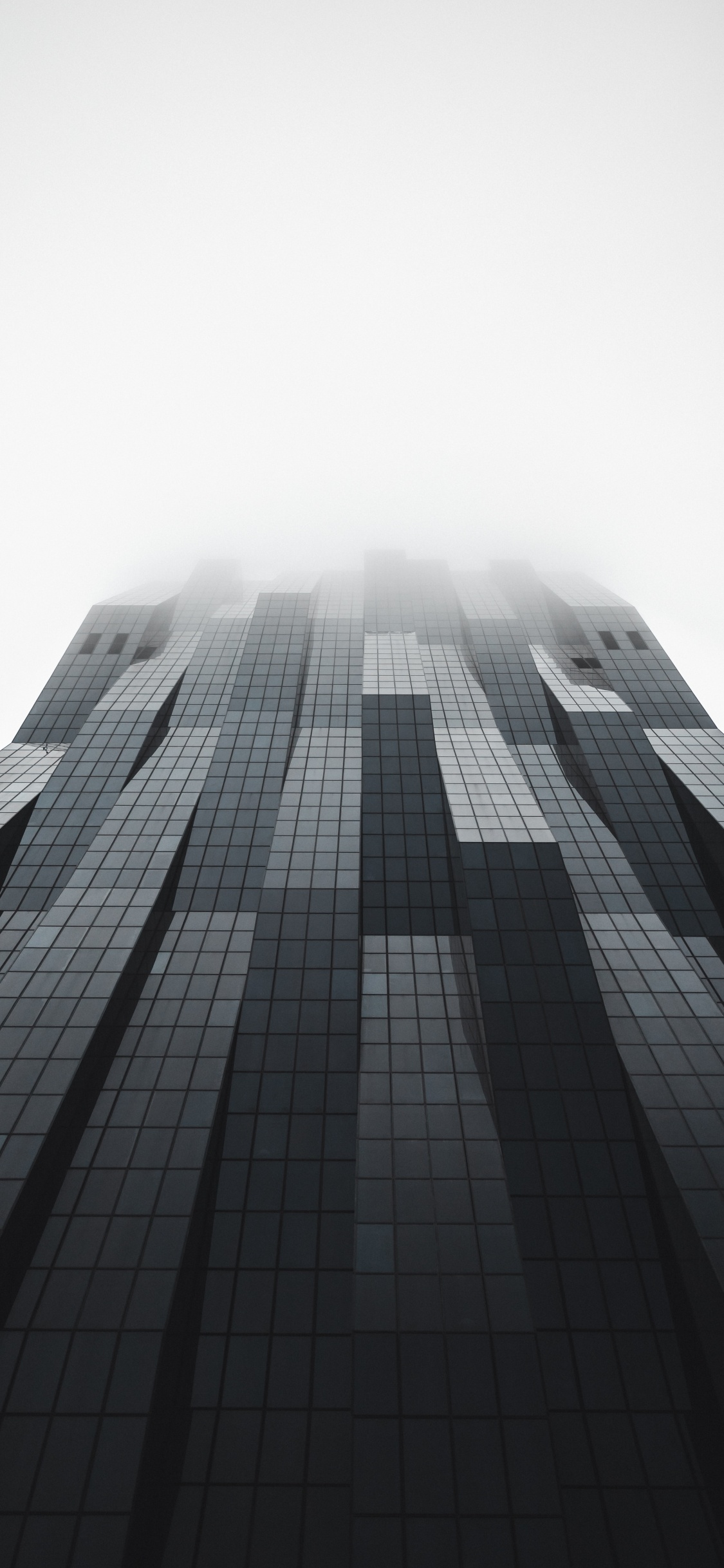 Low Angle Photography of High Rise Building. Wallpaper in 1125x2436 Resolution