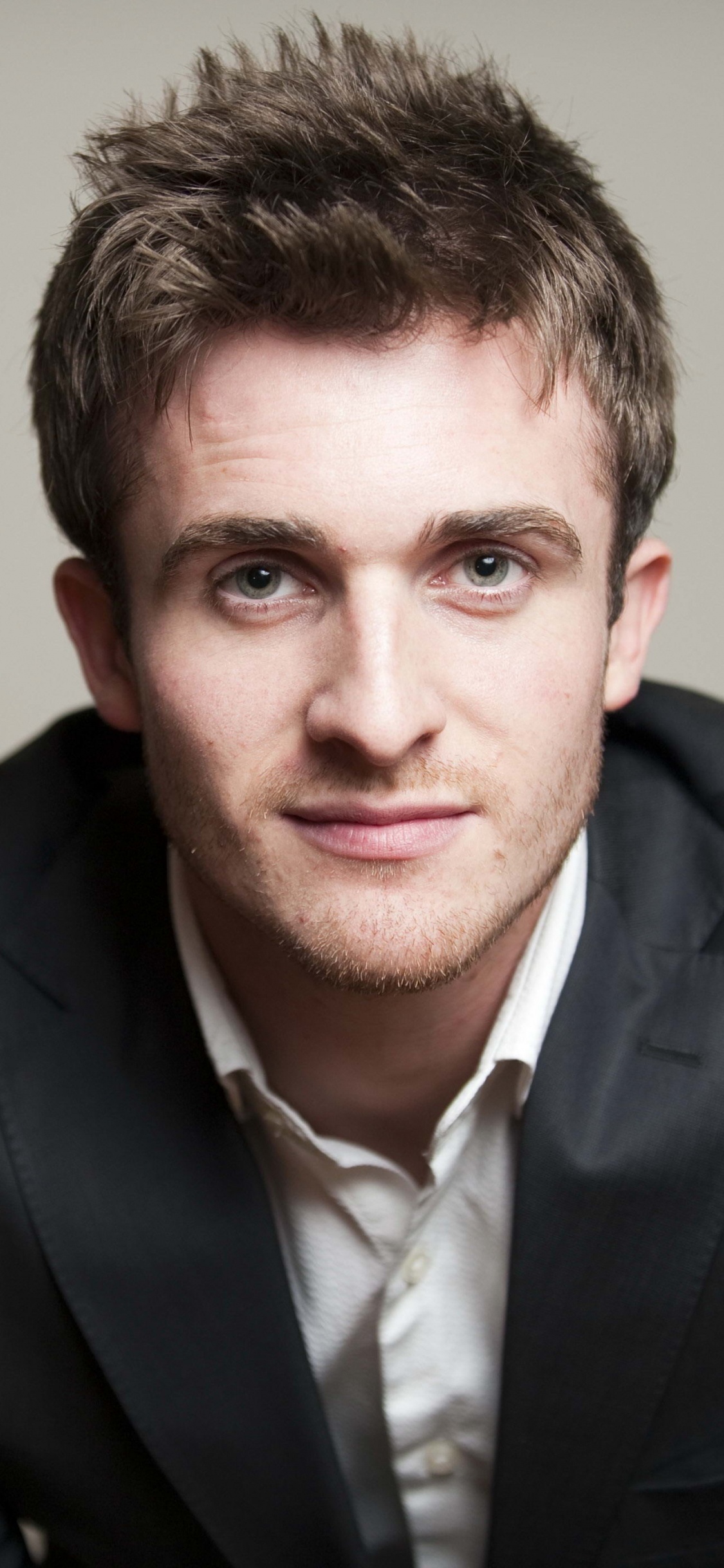 Matthew Hussey, Conseguir al Chico, Traje, Retrato, Relación Interpersonal. Wallpaper in 1125x2436 Resolution
