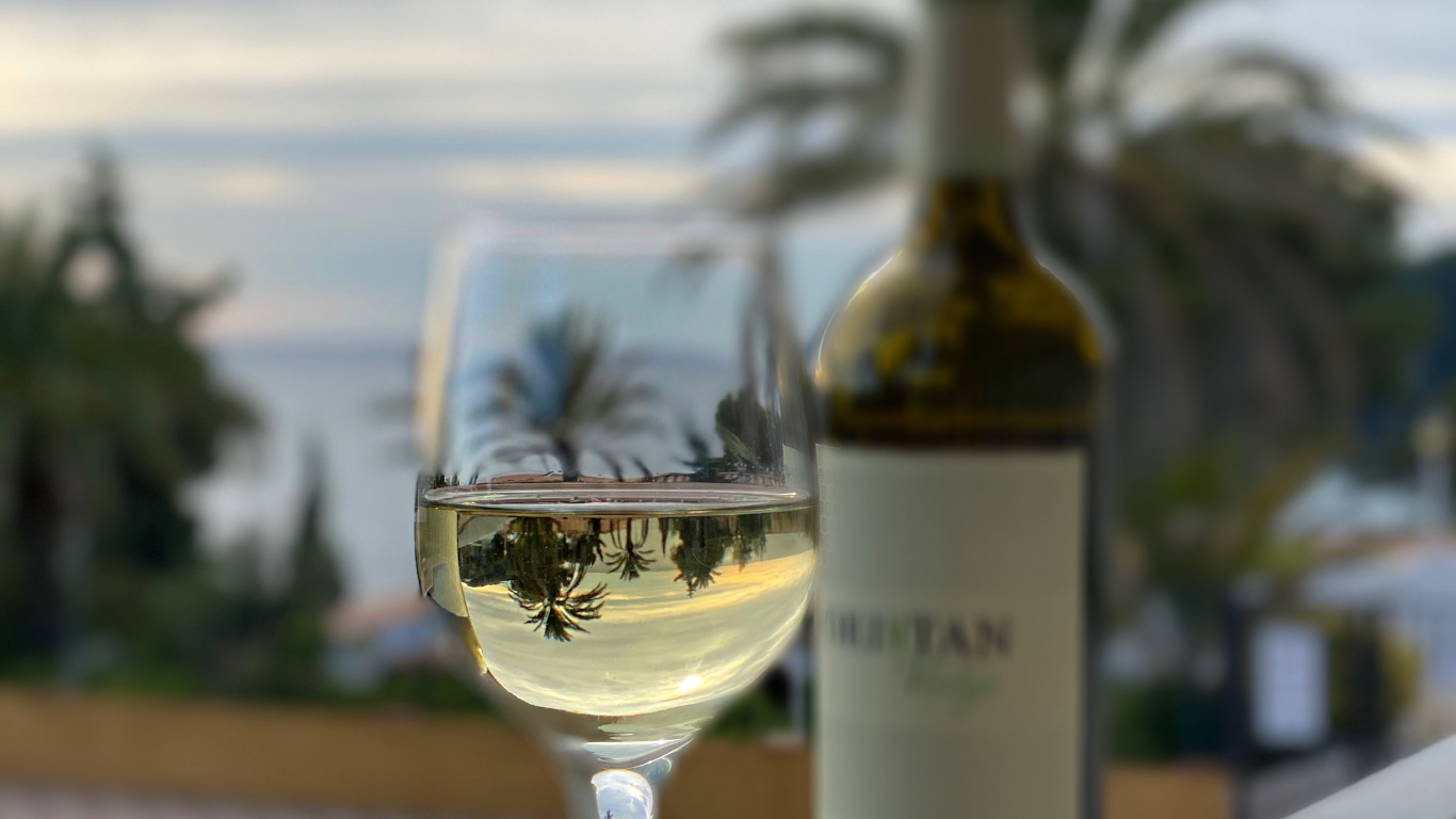 Vino, Copa de Vino, Agua, Copas, Cristalería. Wallpaper in 1366x768 Resolution