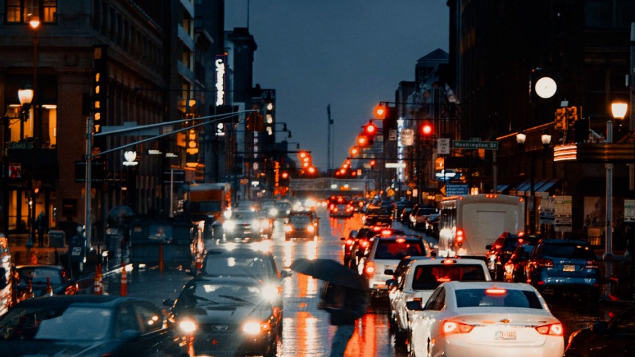 Pluie, Bâtiment, L'éclairage Automobile, Lumière, Infrastructure. Wallpaper in 1280x720 Resolution