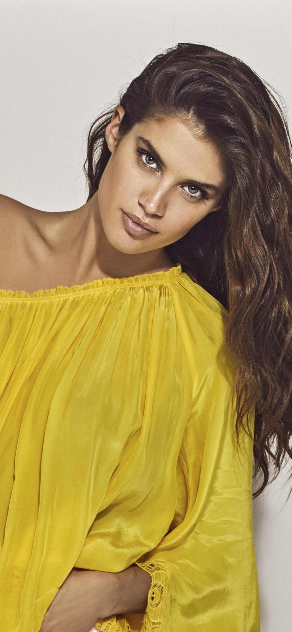Modell, Sara Sampaio, Joint, Schulter, Menschlichen Körper. Wallpaper in 1242x2688 Resolution