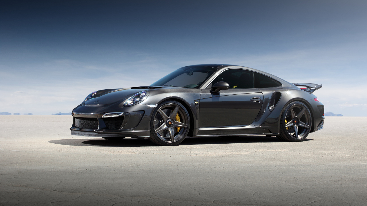 Schwarzes Bmw m 3 Coupe Auf Grauer Asphaltstraße. Wallpaper in 1280x720 Resolution