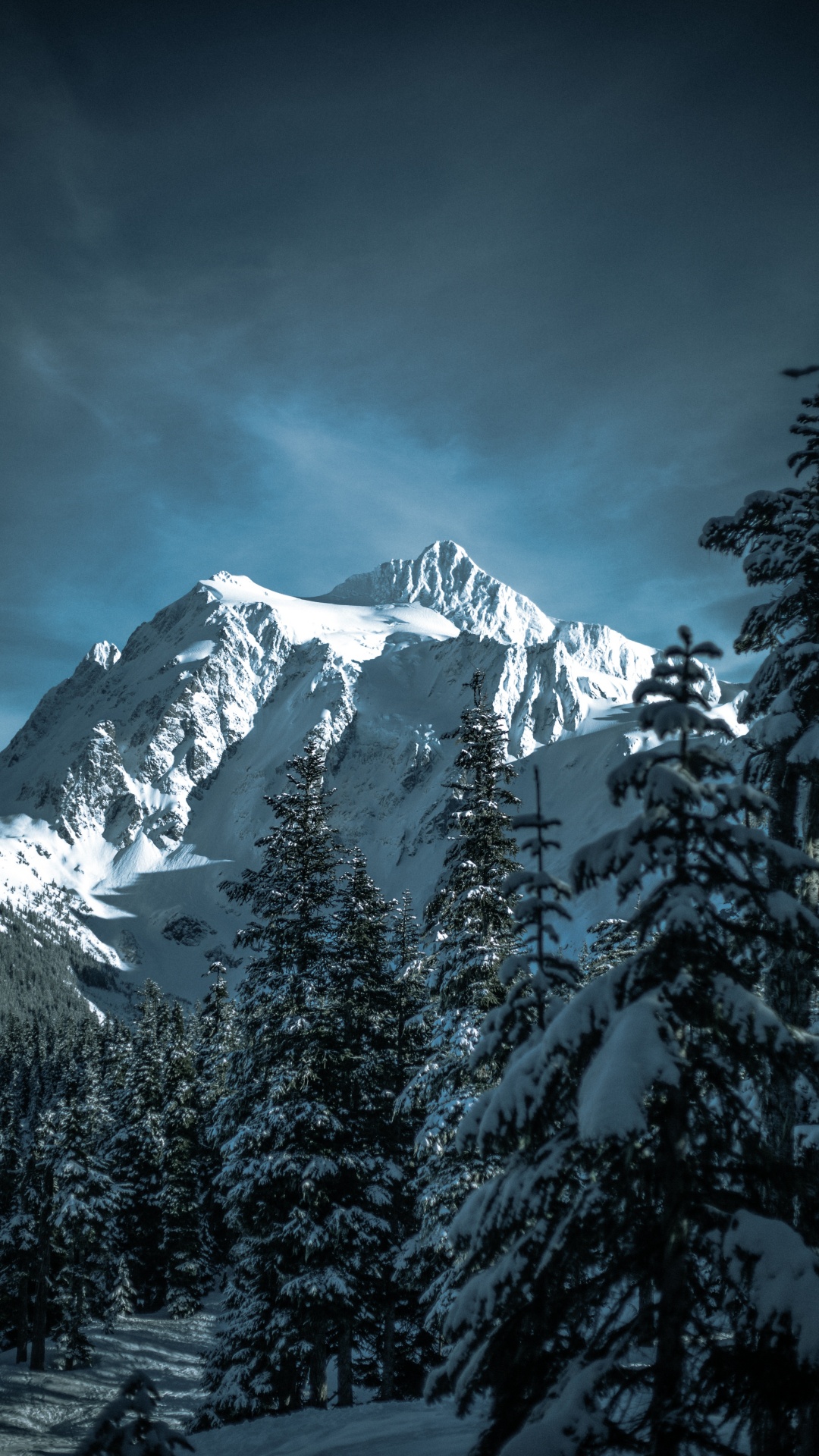 Winter, Skifahren, Schnee, Mount Shuksan, Bergigen Landschaftsformen. Wallpaper in 1080x1920 Resolution