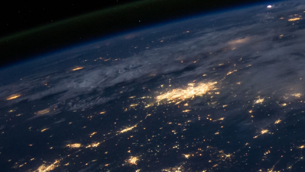 Apple, IPhone, IPhone X, Manzana, Tierra. Wallpaper in 1280x720 Resolution