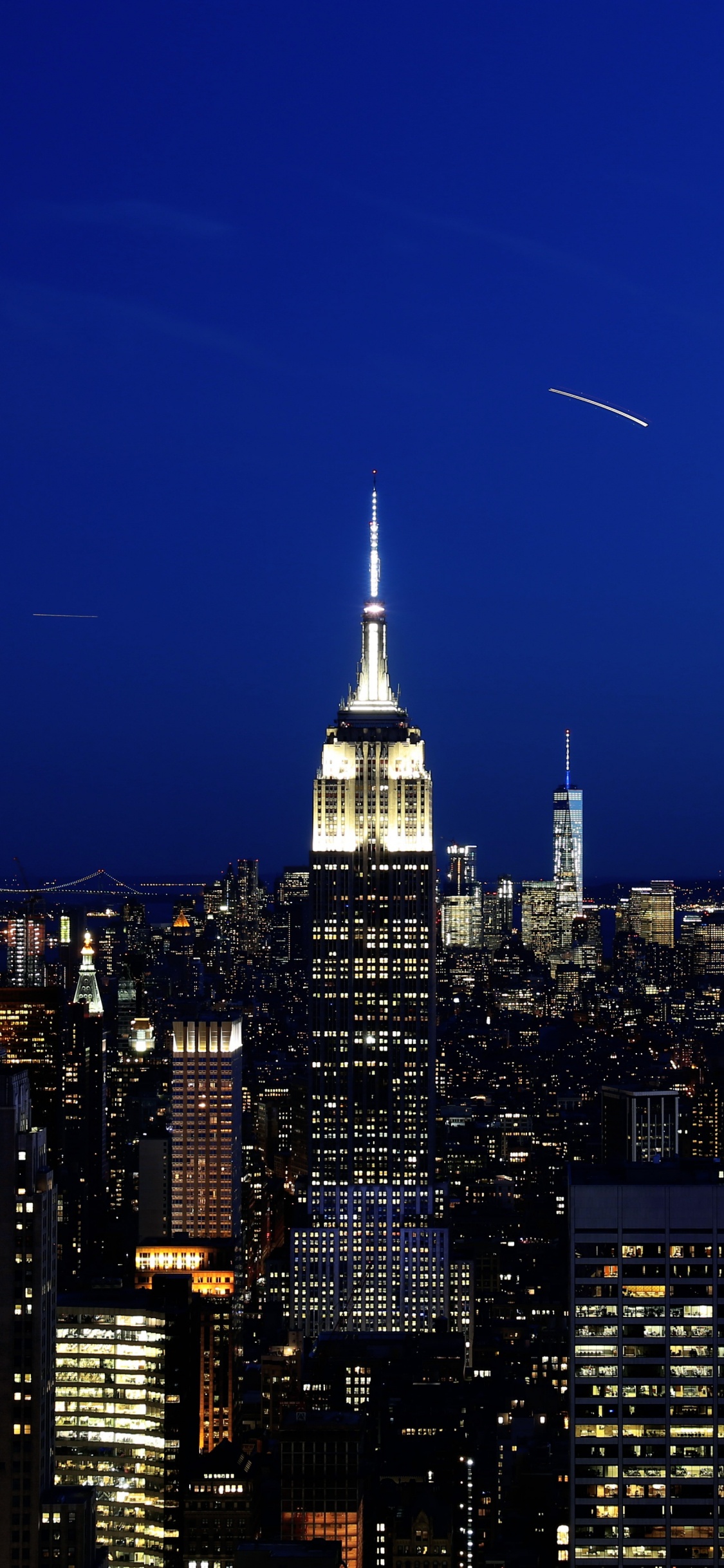 Skyline Der Stadt Bei Nacht Night. Wallpaper in 1125x2436 Resolution