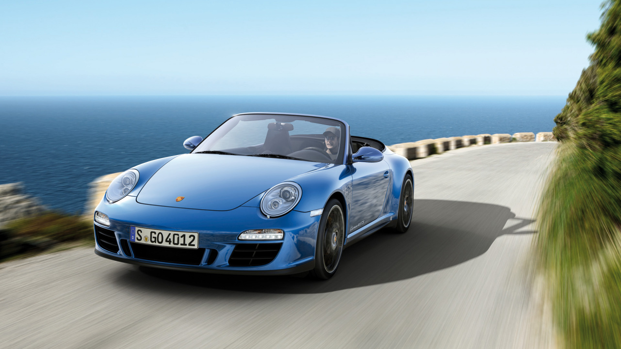 Blue Porsche 911 on Road During Daytime. Wallpaper in 1280x720 Resolution