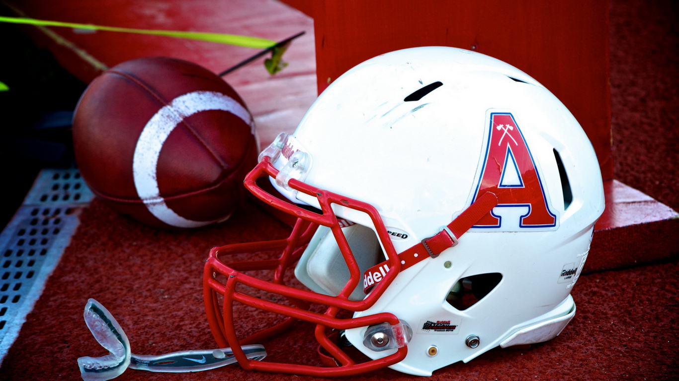 Casque de Football Blanc et Rouge. Wallpaper in 1366x768 Resolution