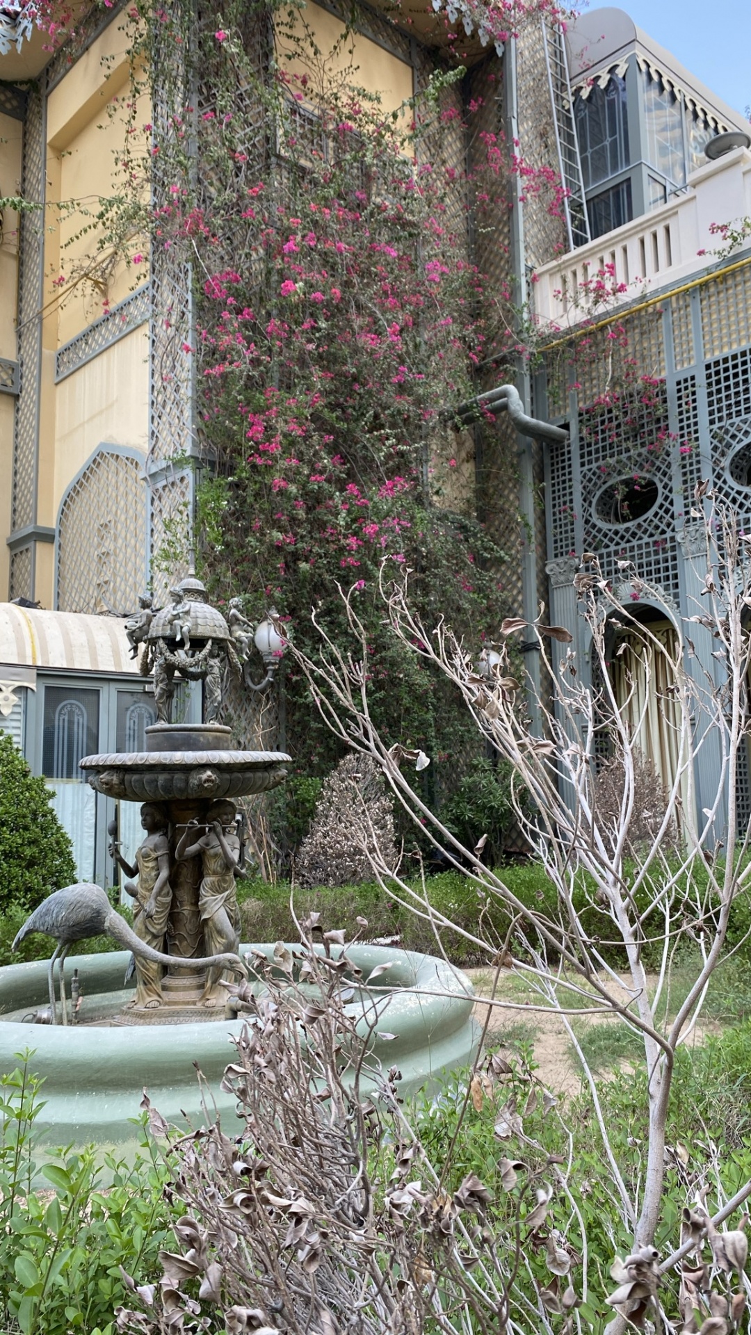 Fontaine, D'eau, Garden, Cour, Sculpture. Wallpaper in 1080x1920 Resolution