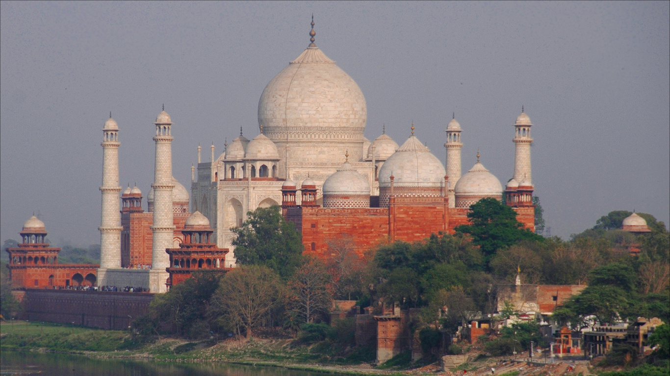 White and Brown Dome Building. Wallpaper in 1366x768 Resolution