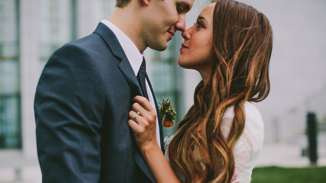 Romance, Formal Wear, Suit, Love, Forehead. Wallpaper in 1366x768 Resolution