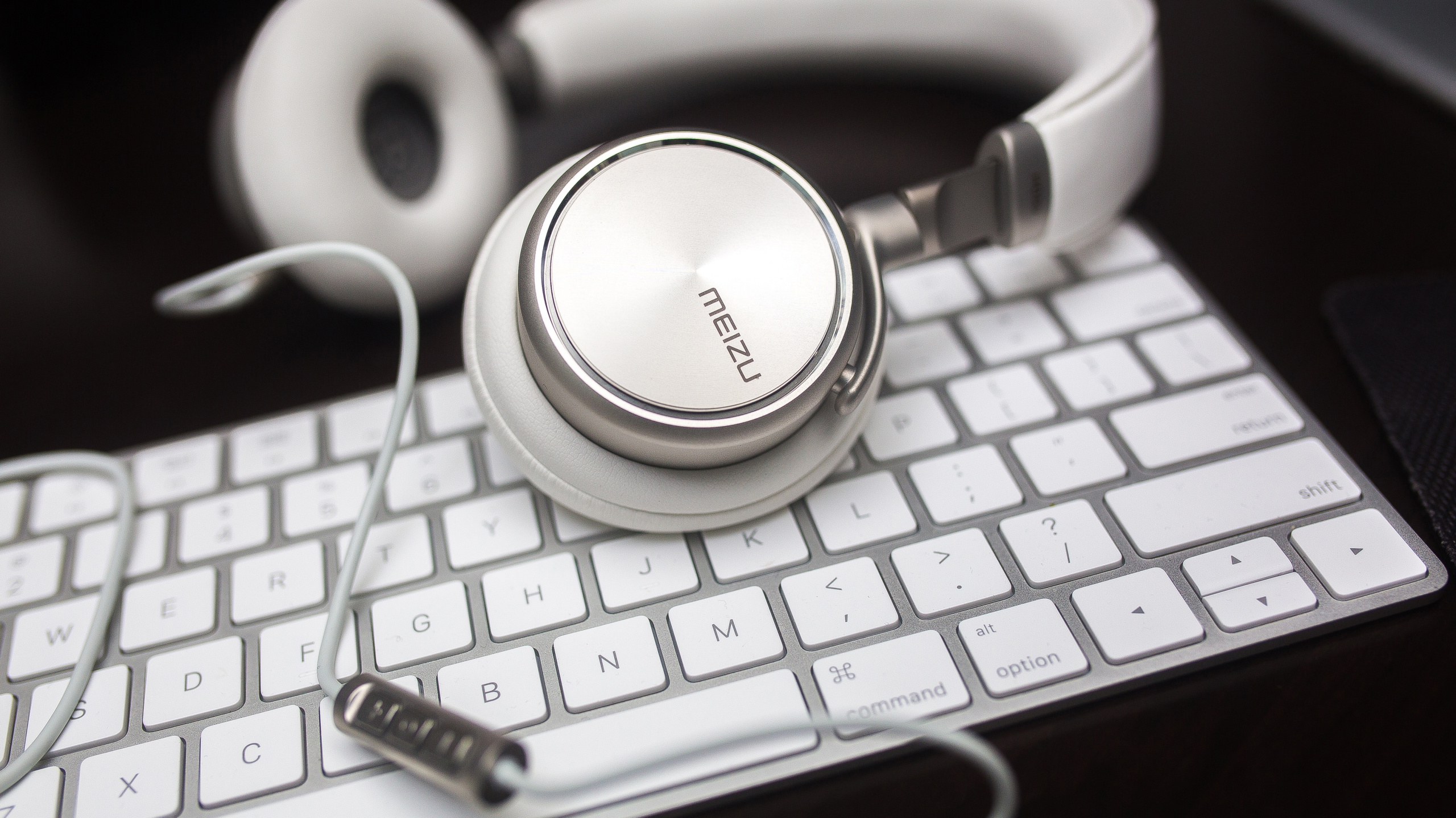 Mikrofon, Kopfhörer, Headsets, Gadget, Audiogeräten. Wallpaper in 2560x1440 Resolution