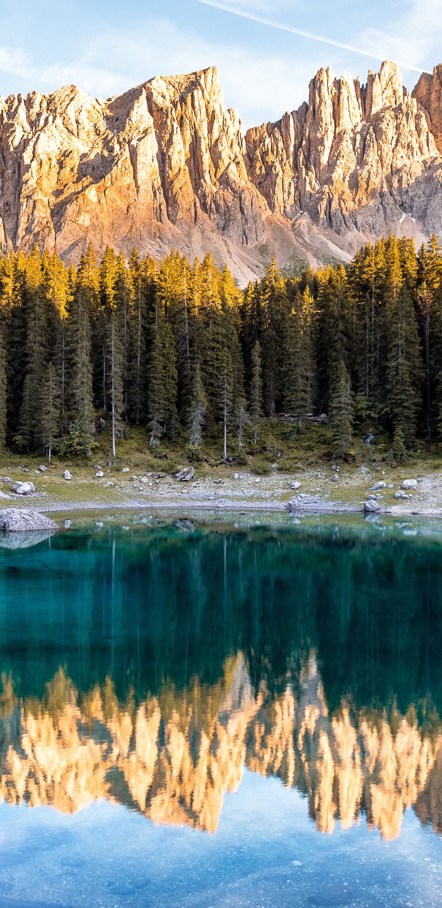 Dolomites, Réflexion, Paysage Naturel, Nature, Les Reliefs Montagneux. Wallpaper in 1440x2960 Resolution