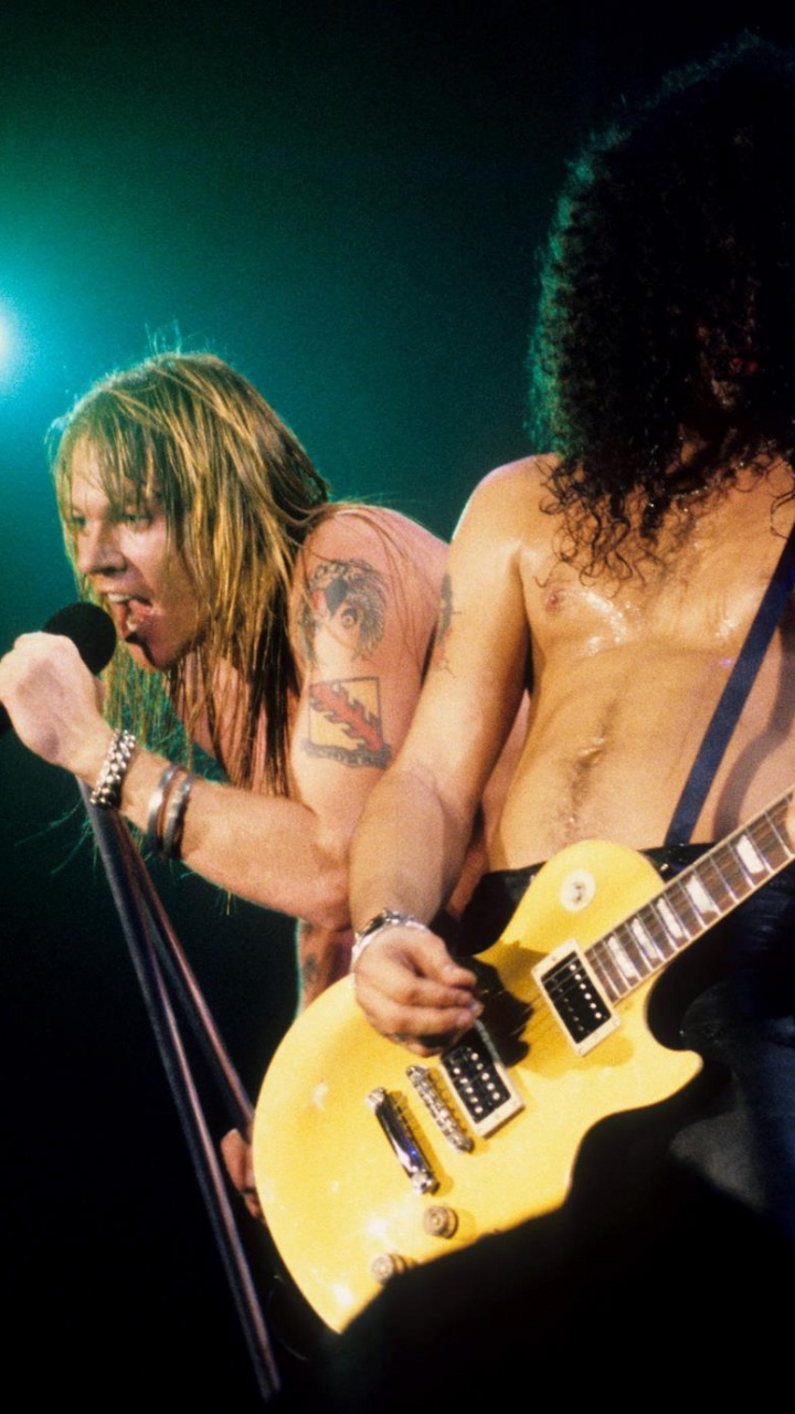 Not in This Lifetime Tour, Guns N Roses, Performance, Musician, Guitar. Wallpaper in 720x1280 Resolution