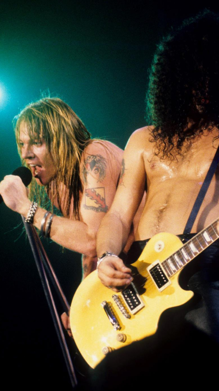 Not in This Lifetime Tour, Guns N Roses, Performance, Musician, Guitar. Wallpaper in 750x1334 Resolution