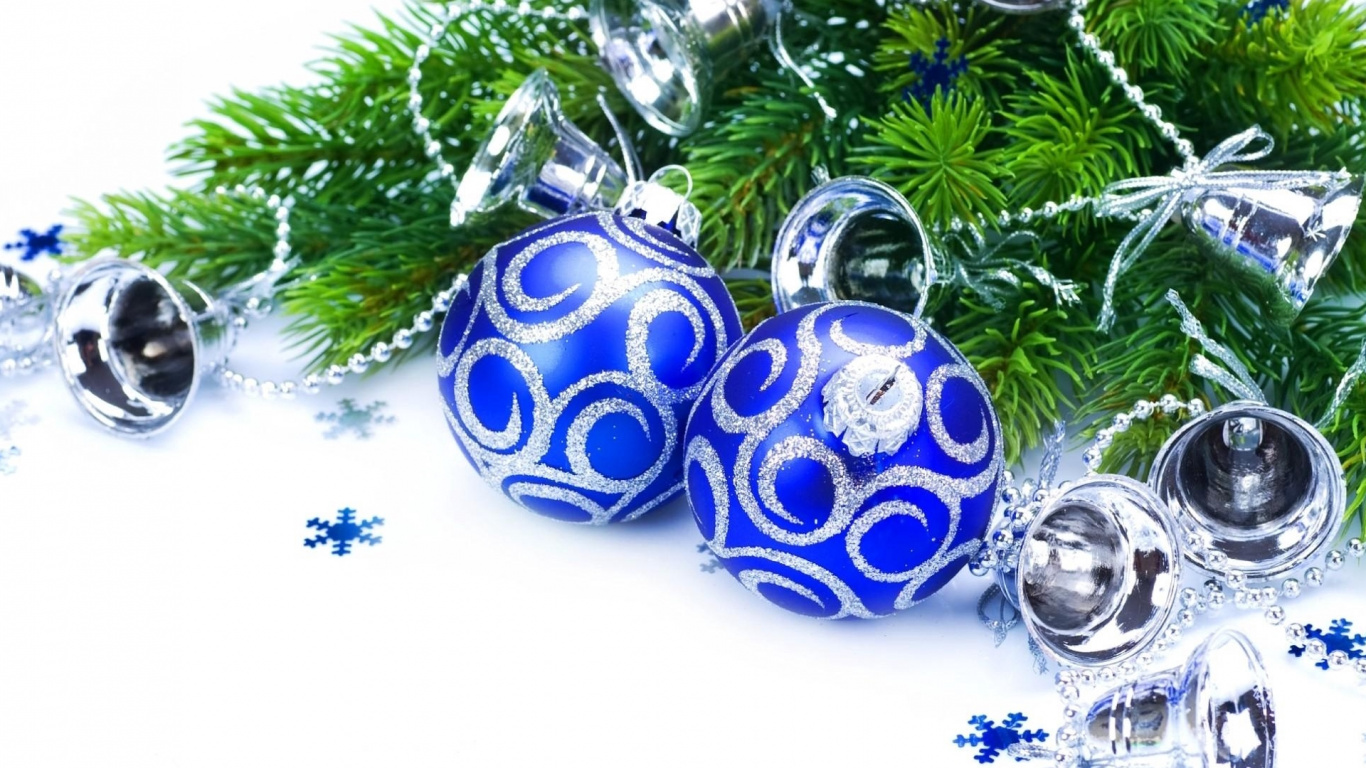 El Día De Navidad, Decoración de la Navidad, Adorno de Navidad, Azul, Navidad. Wallpaper in 1366x768 Resolution