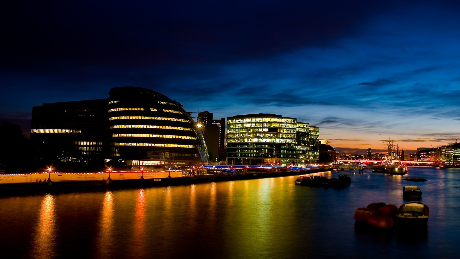 城市, 城市景观, 反射, 天空, 手持设备 壁纸 1920x1080 允许