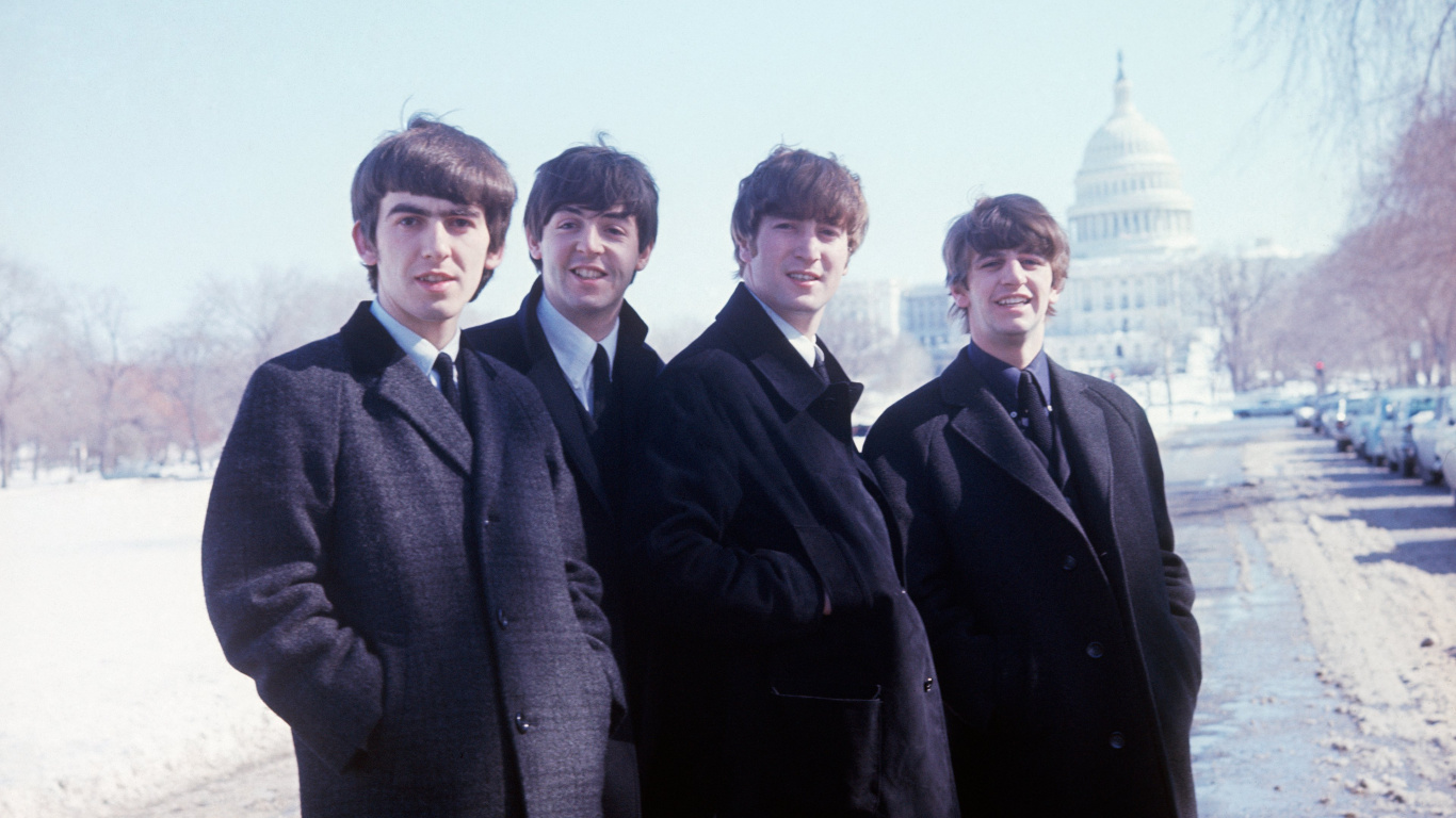 Paul McCartney, Ringo Starr, The Beatles, Social Group, Suit. Wallpaper in 1366x768 Resolution