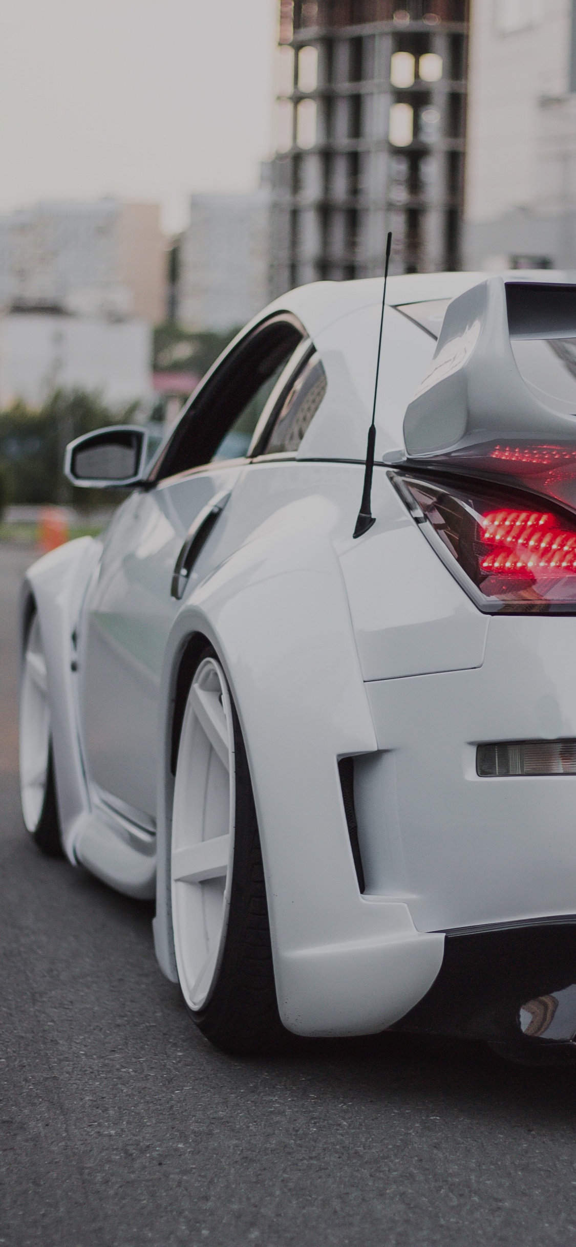 Japan Auto Schreiben, Nissan Fairlady Z, Car, Nissan Gt-r, Sportwagen. Wallpaper in 1125x2436 Resolution