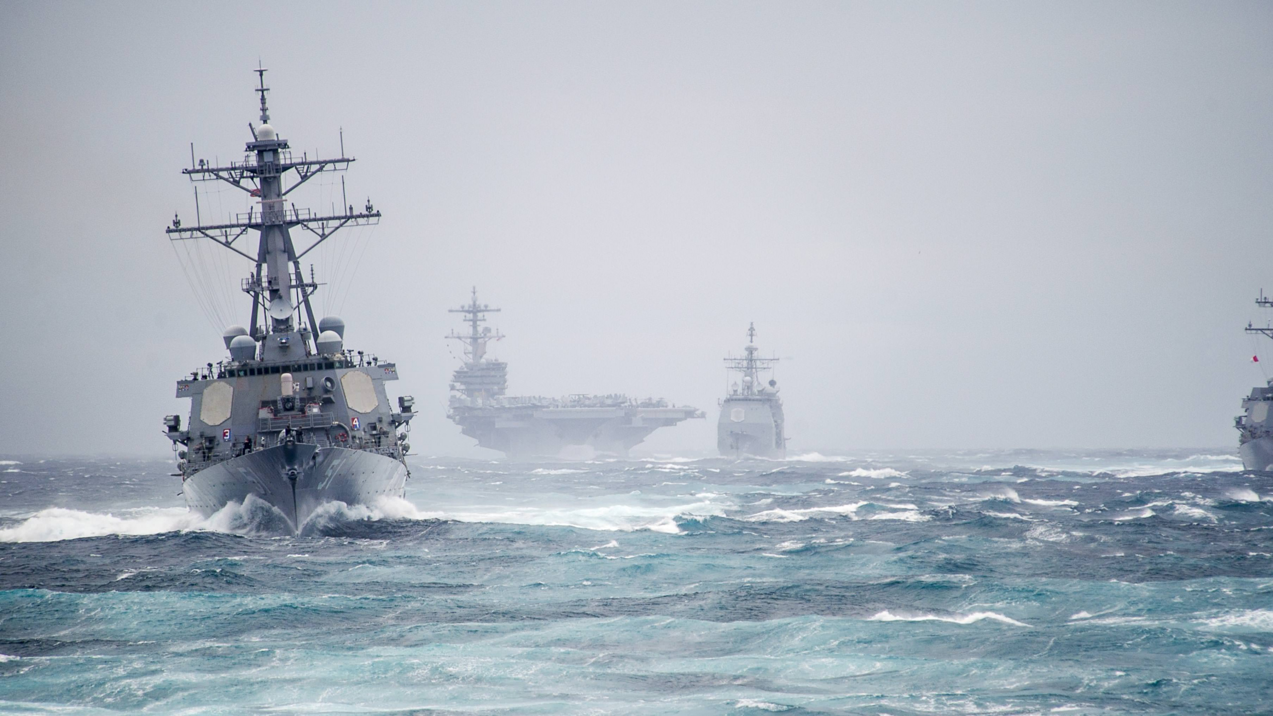 USS George HW Bush, Grupo de Ataque de Portaaviones, la Marina de Estados Unidos, Portaaviones, Destructora. Wallpaper in 2560x1440 Resolution