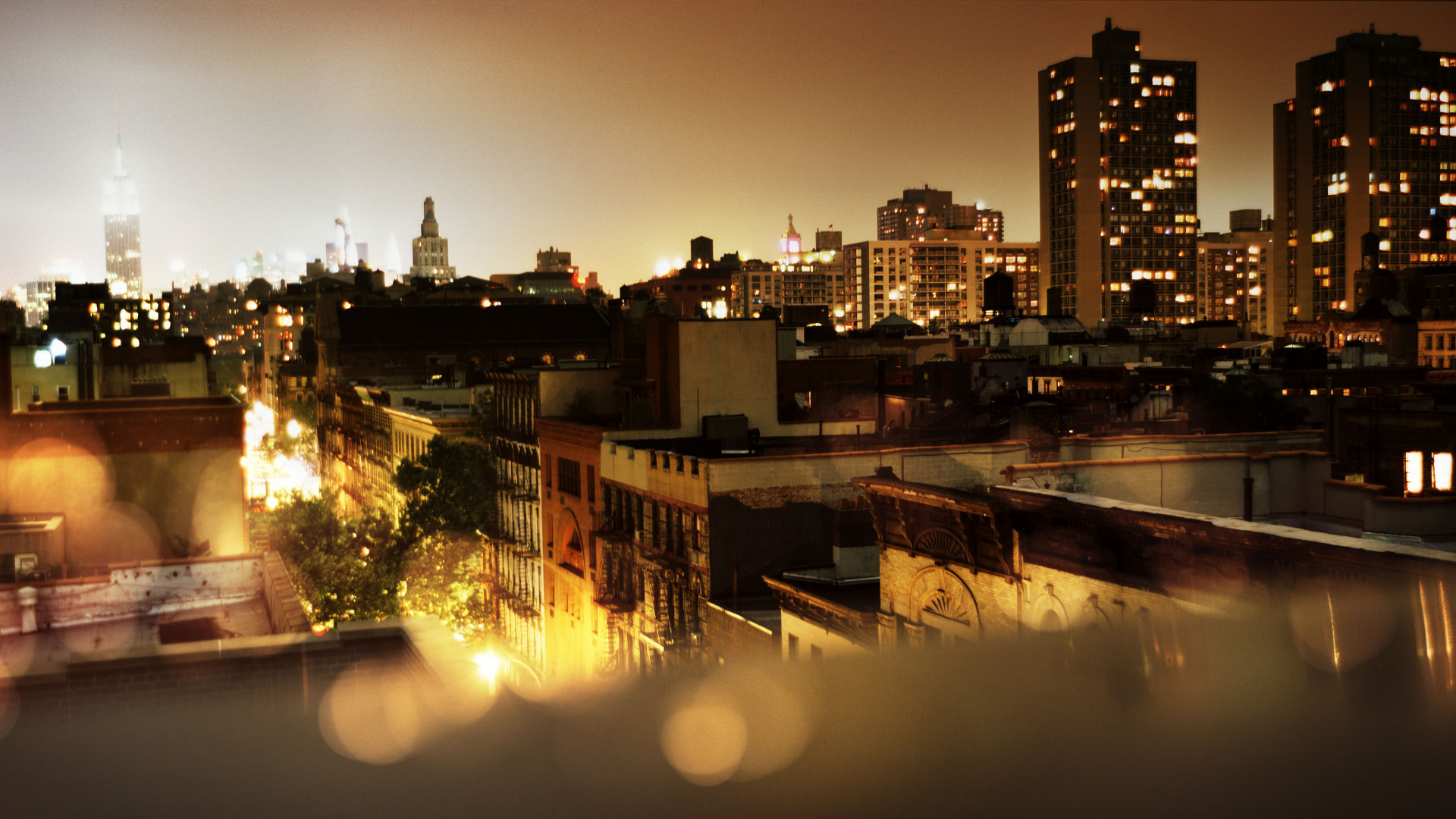 Ville Avec Des Immeubles de Grande Hauteur Pendant la Nuit. Wallpaper in 1920x1080 Resolution