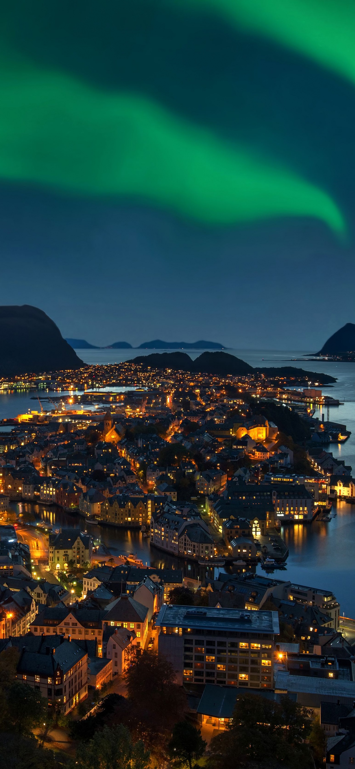 Lesund, 奥罗拉, 性质, 大海, 卑尔根 壁纸 1242x2688 允许