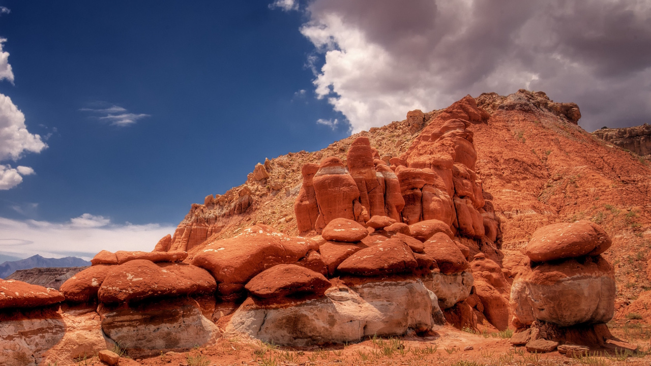 Brown Rocky Mountain Under Blue Sky and White Clouds During Daytime. Wallpaper in 1280x720 Resolution