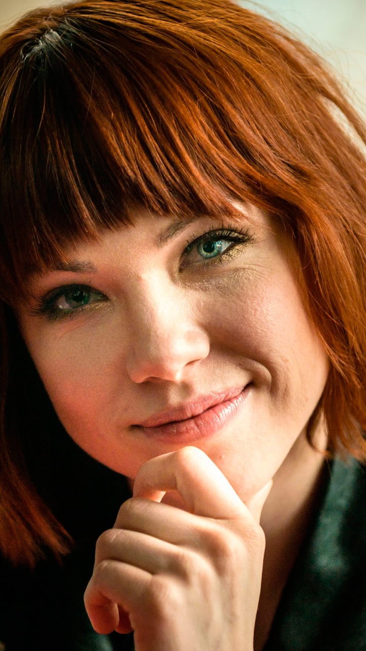 Hair, Face, Hairstyle, Lip, Red Hair. Wallpaper in 720x1280 Resolution