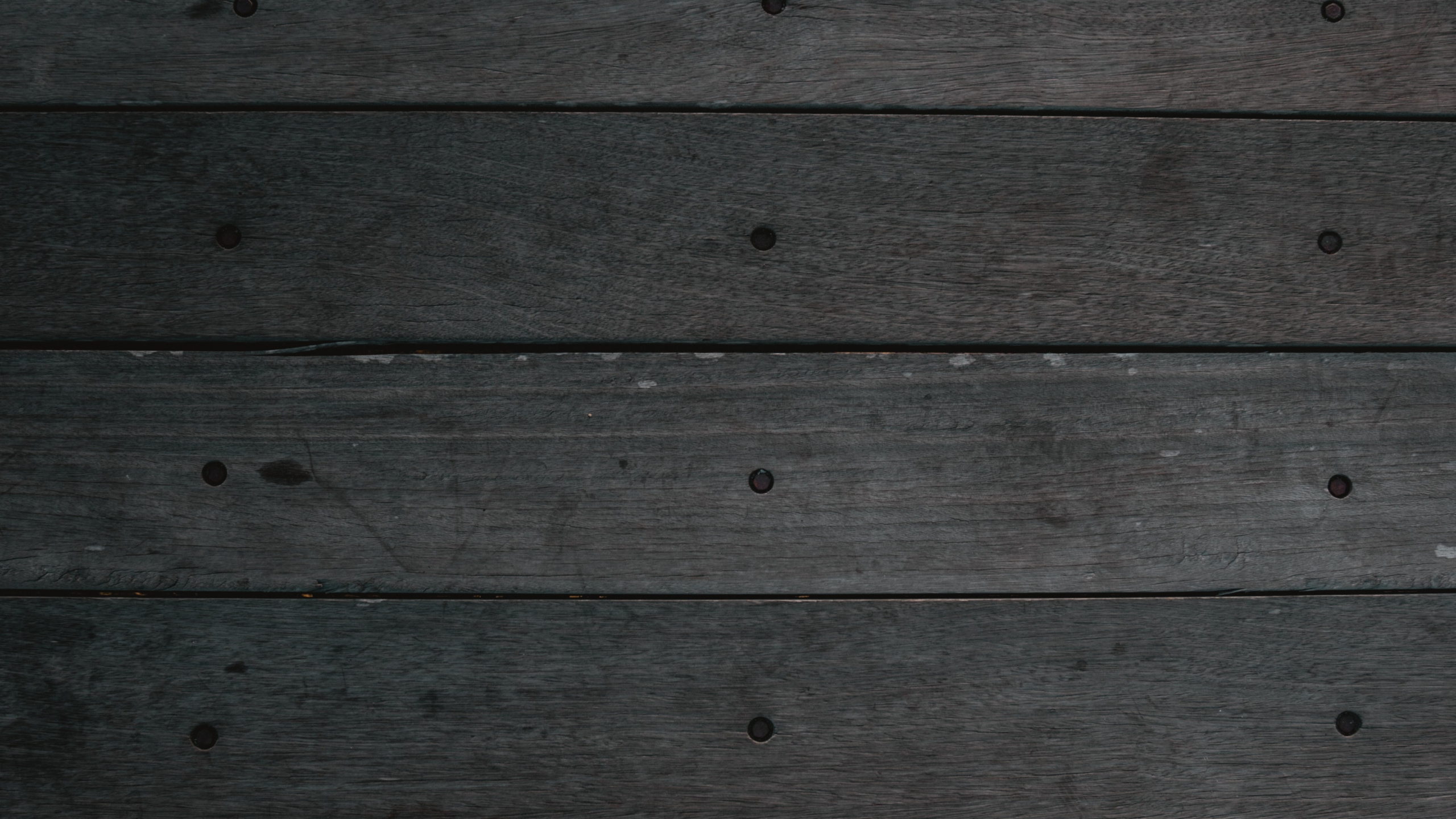 Brown Wooden Plank in Close up Photography. Wallpaper in 2560x1440 Resolution