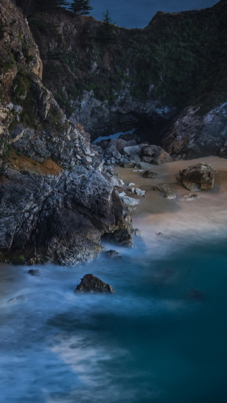 Pont Blanc Sur la Mer. Wallpaper in 750x1334 Resolution