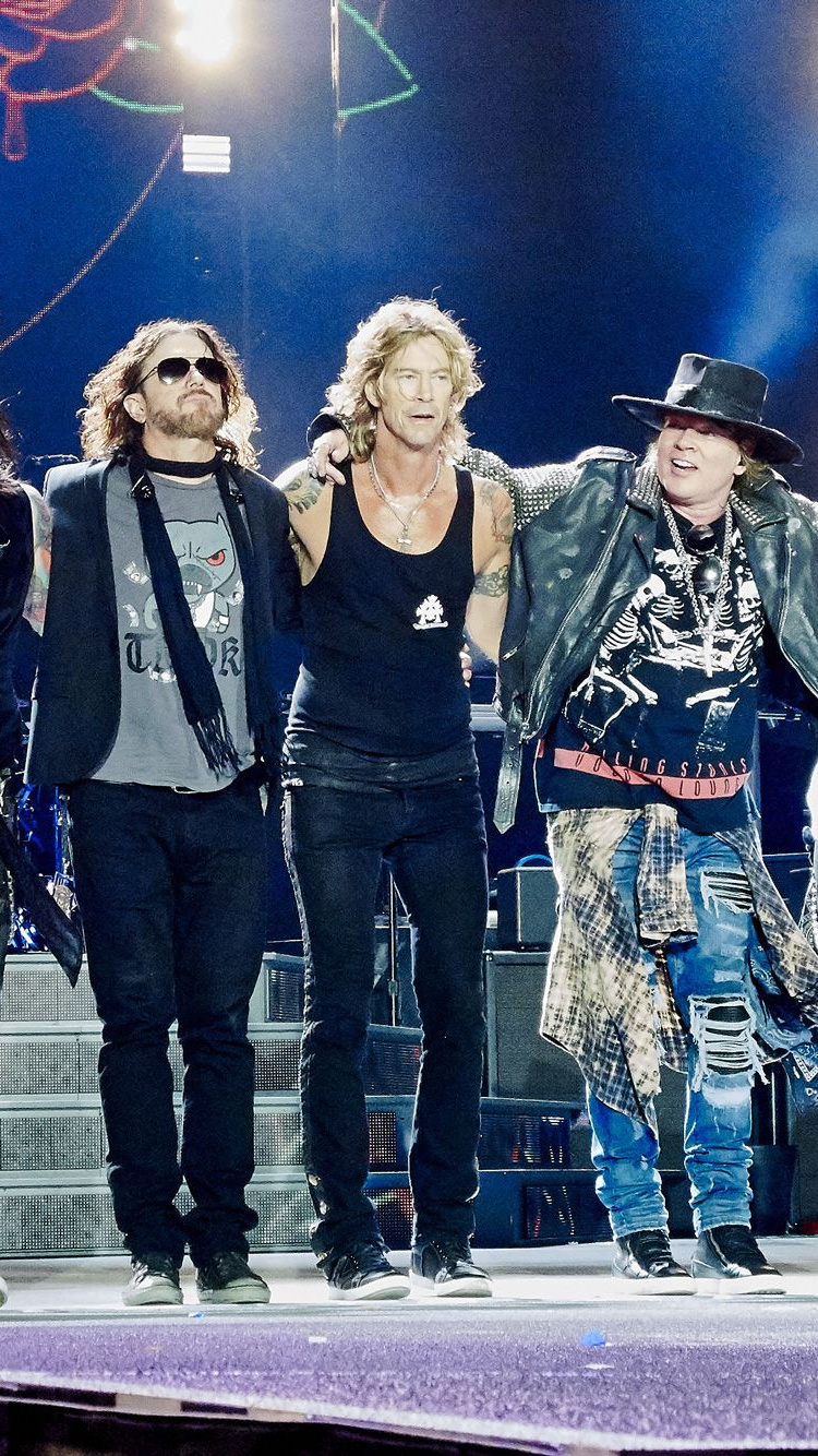 Guns N Roses, No en Esta Vida Gira, Concierto, Rendimiento, Entretenimiento. Wallpaper in 750x1334 Resolution